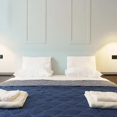 Sani Deluxe Suites Home- Monastiraki Square - Brand New Home-3